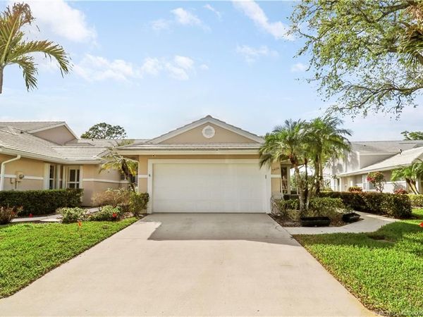 2426 SW Foxpoint Trail, Palm City, FL 34990