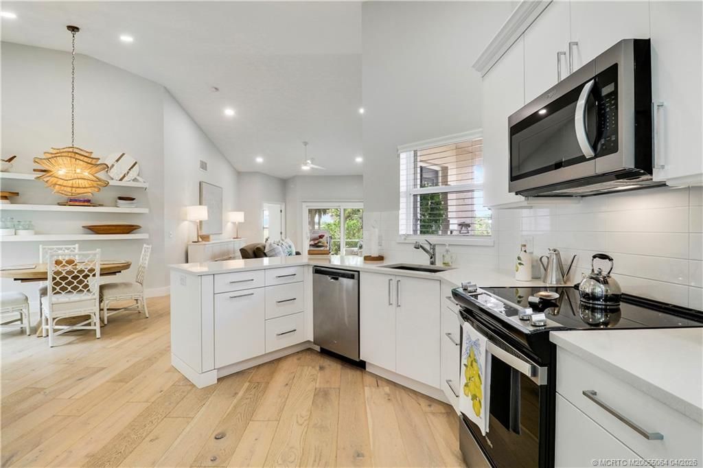 2426 SW Foxpoint Trail, Palm City, FL 34990 Photo