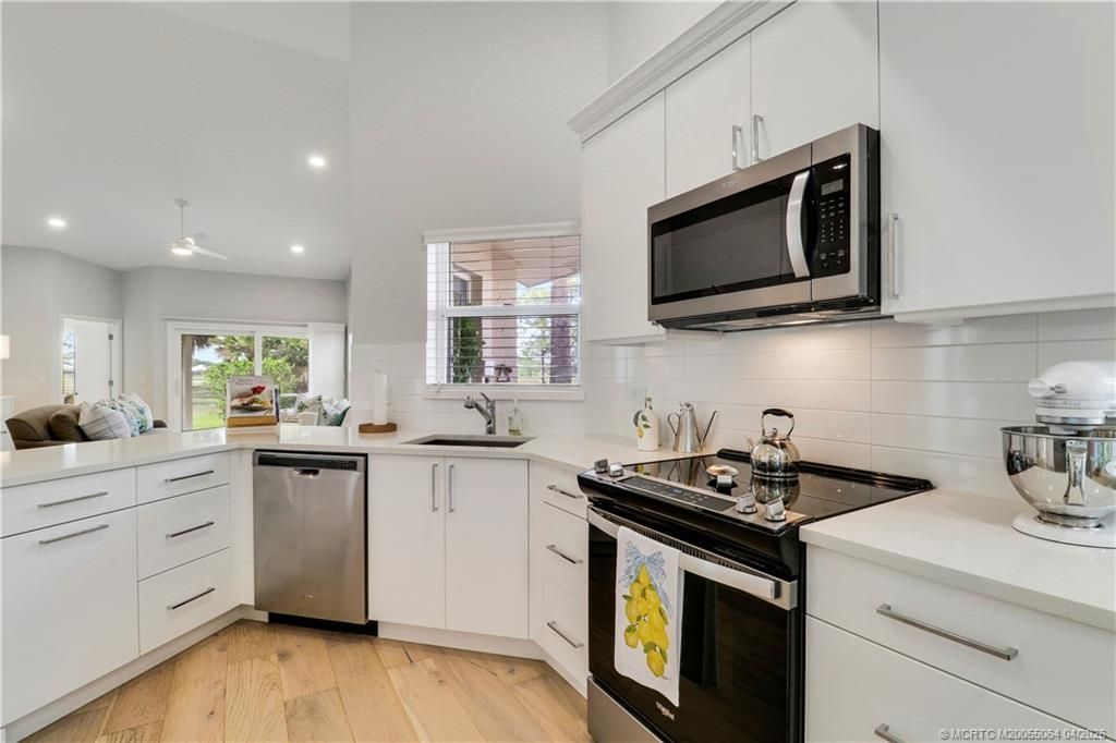 2426 SW Foxpoint Trail, Palm City, FL 34990 Photo