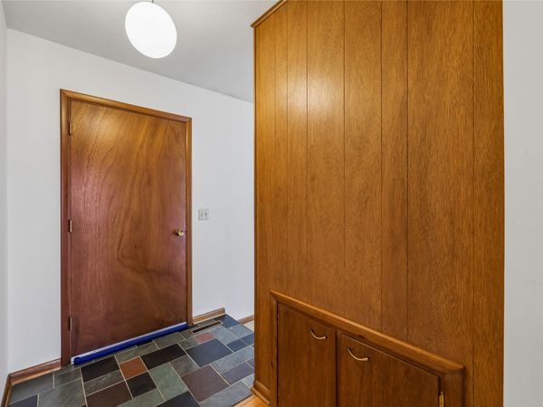 401 7th Street Place SW, Altoona, IA 50009