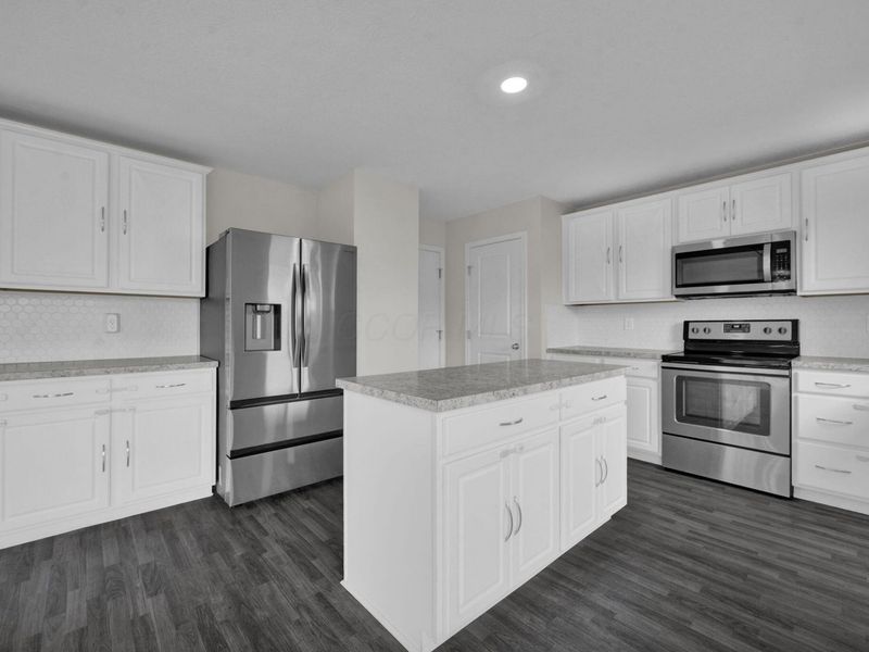 183 Copland Drive, Etna, OH 43062 Photo 3