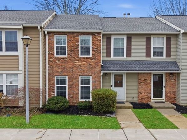 72 Boxgrove Place, Franklin, NJ 08873