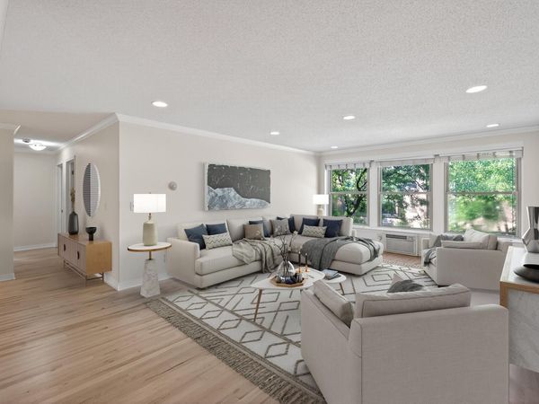 821 Douglas Avenue, Unit 204, Minneapolis, MN 55403