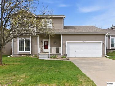 18638 HOLMES Circle , Omaha, NE 68135