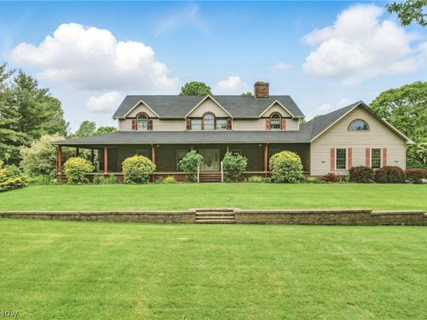 4114 S Raccoon Road , Canfield, OH 44406