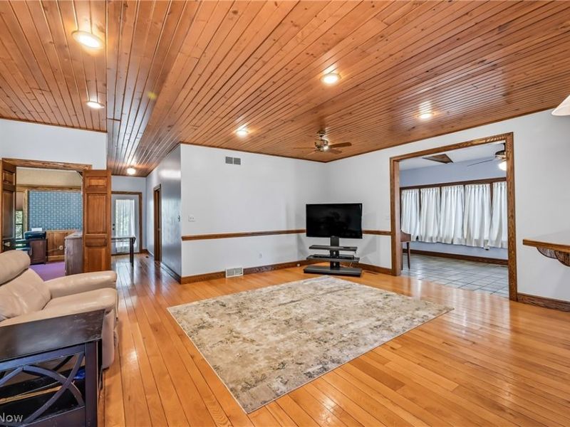 4114 S Raccoon Road , Canfield, OH 44406 Photo 20