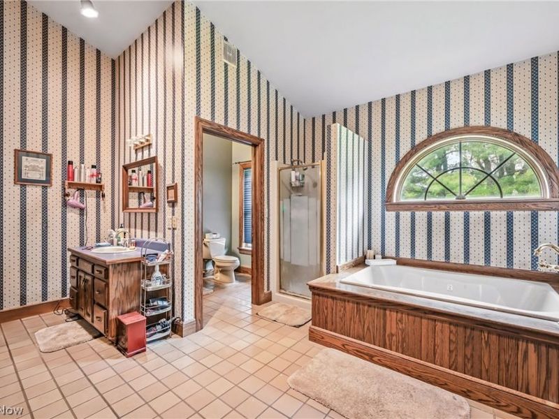 4114 S Raccoon Road , Canfield, OH 44406 Photo 28