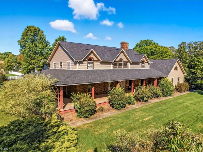 4114 S Raccoon Road , Canfield, OH 44406 Photo 3