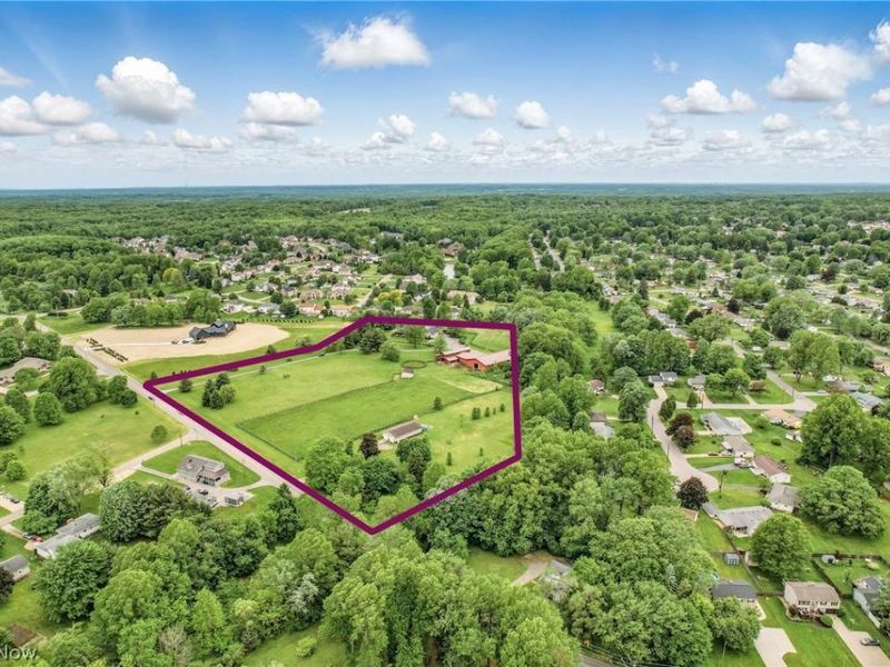 4114 S Raccoon Road , Canfield, OH 44406 Photo 7