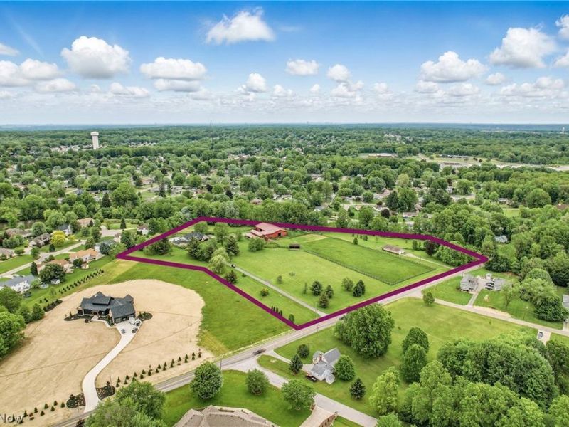 4114 S Raccoon Road , Canfield, OH 44406 Photo 8