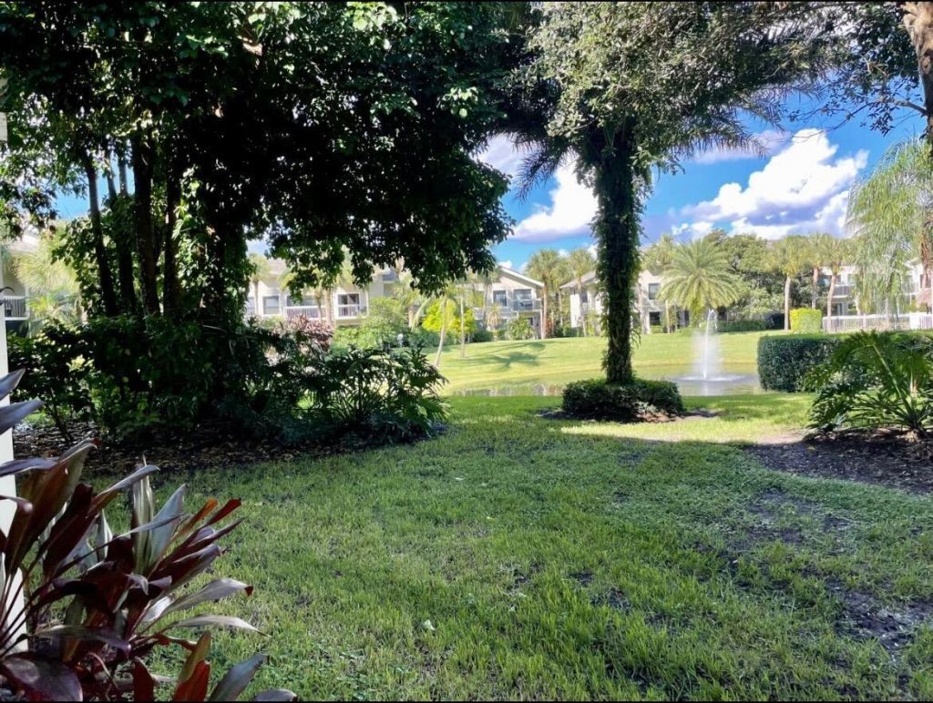 11863 Wimbledon Circle, Unit 447, Wellington, FL 33414 Photo