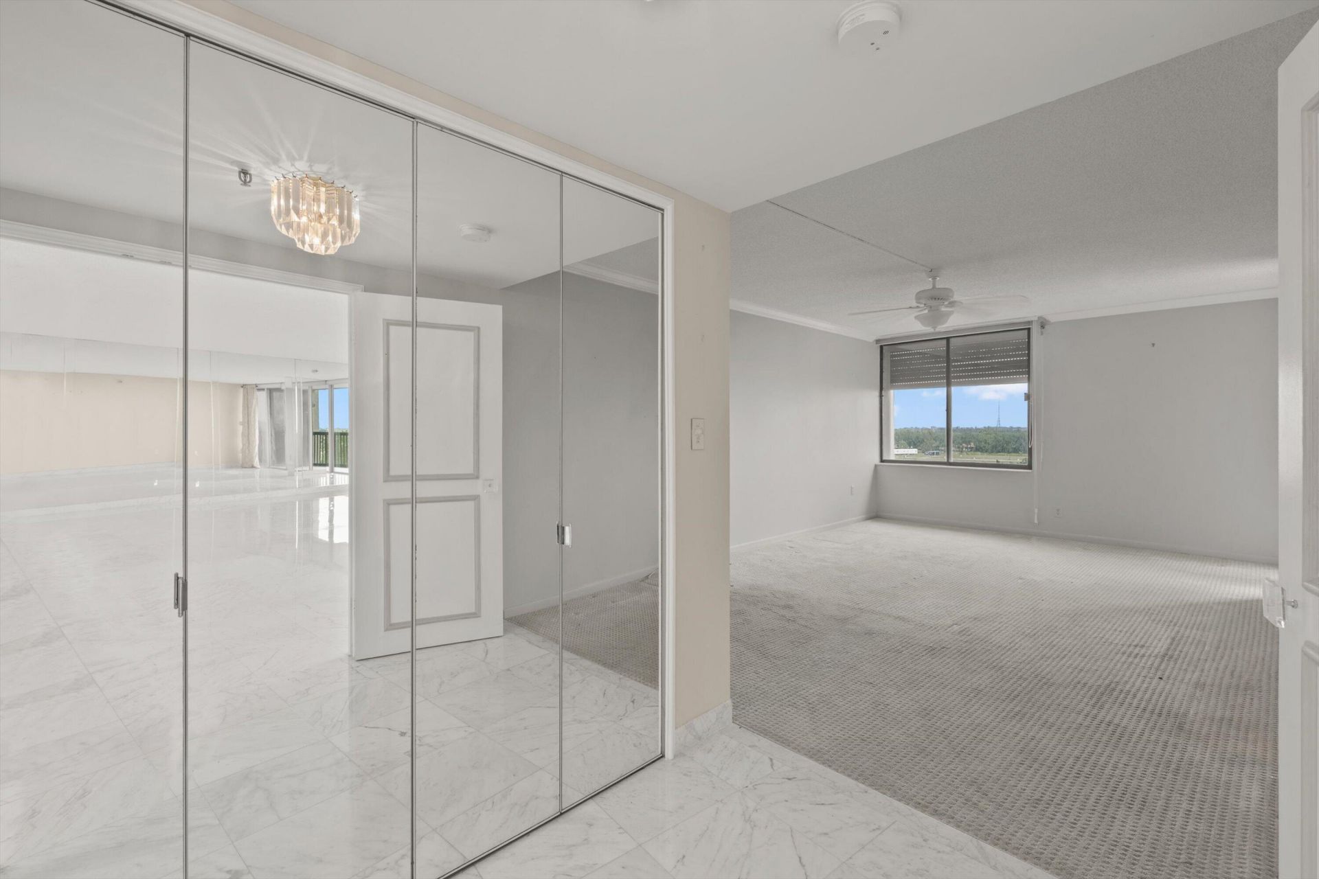 2480 Presidential Way, Unit 704, West Palm Beach, FL 33401 Photo