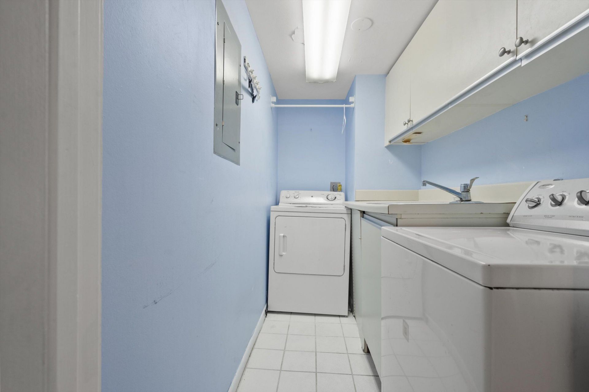 2480 Presidential Way, Unit 704, West Palm Beach, FL 33401 Photo