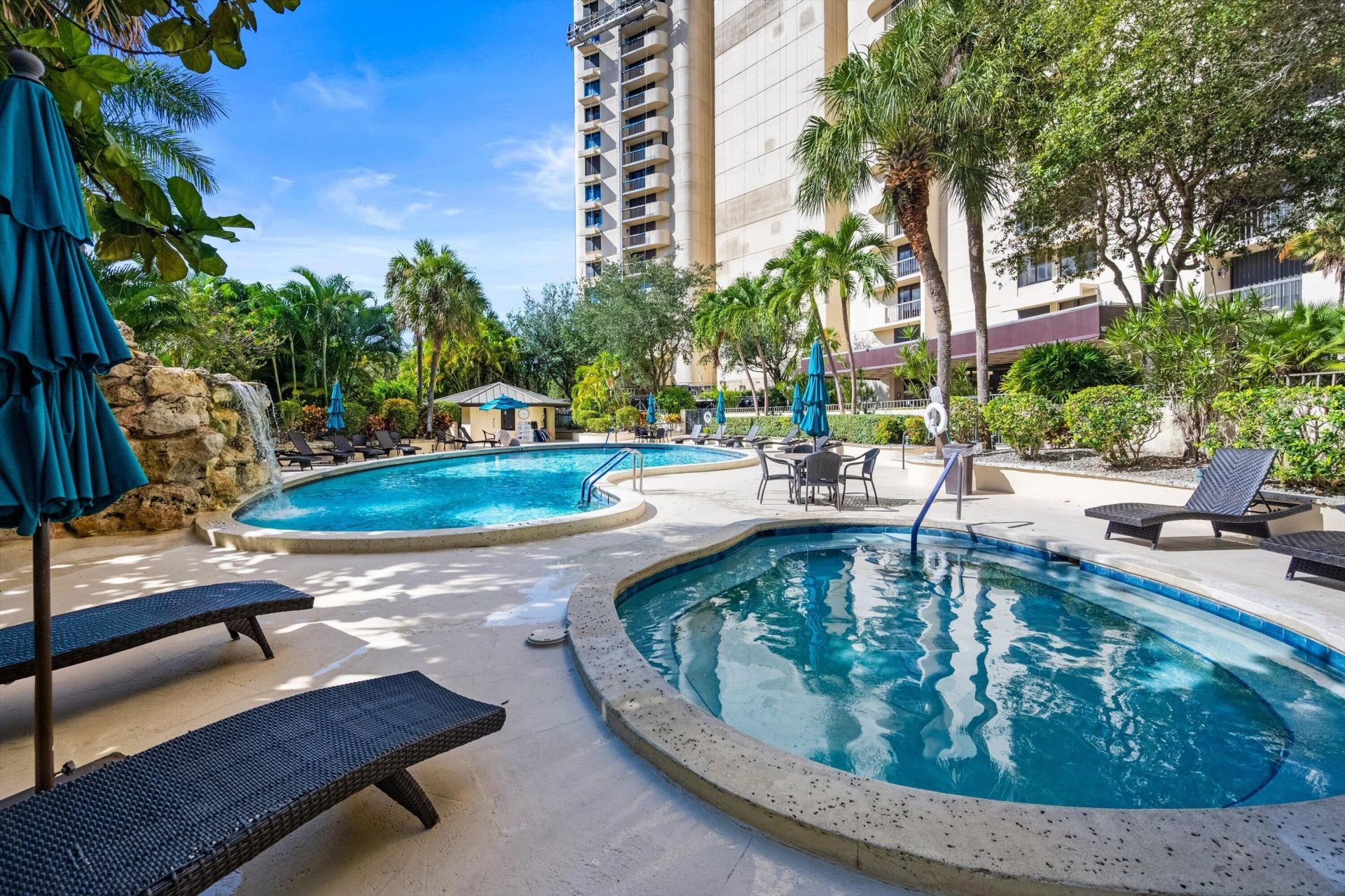 2480 Presidential Way, Unit 704, West Palm Beach, FL 33401 Photo