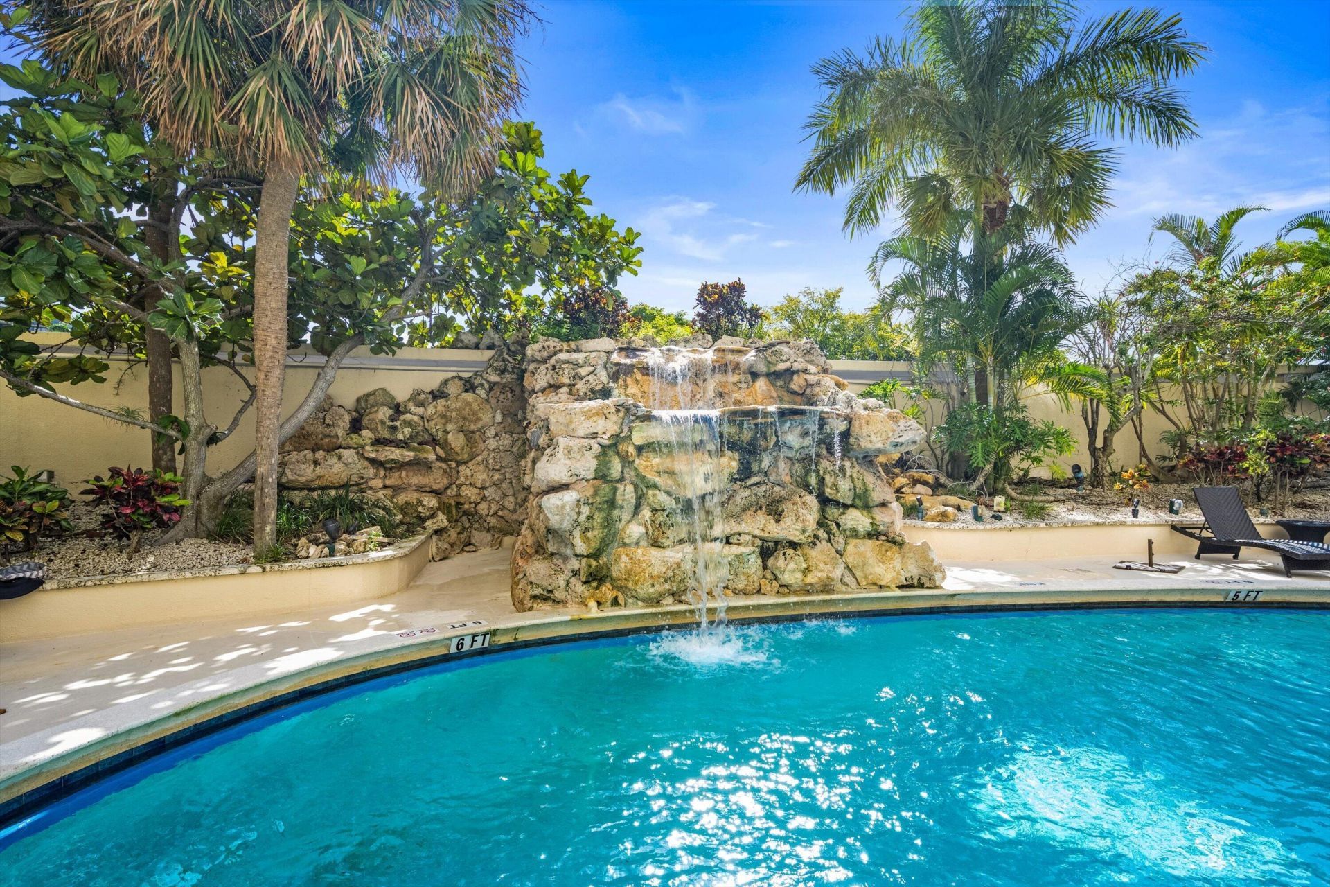 2480 Presidential Way, Unit 704, West Palm Beach, FL 33401 Photo