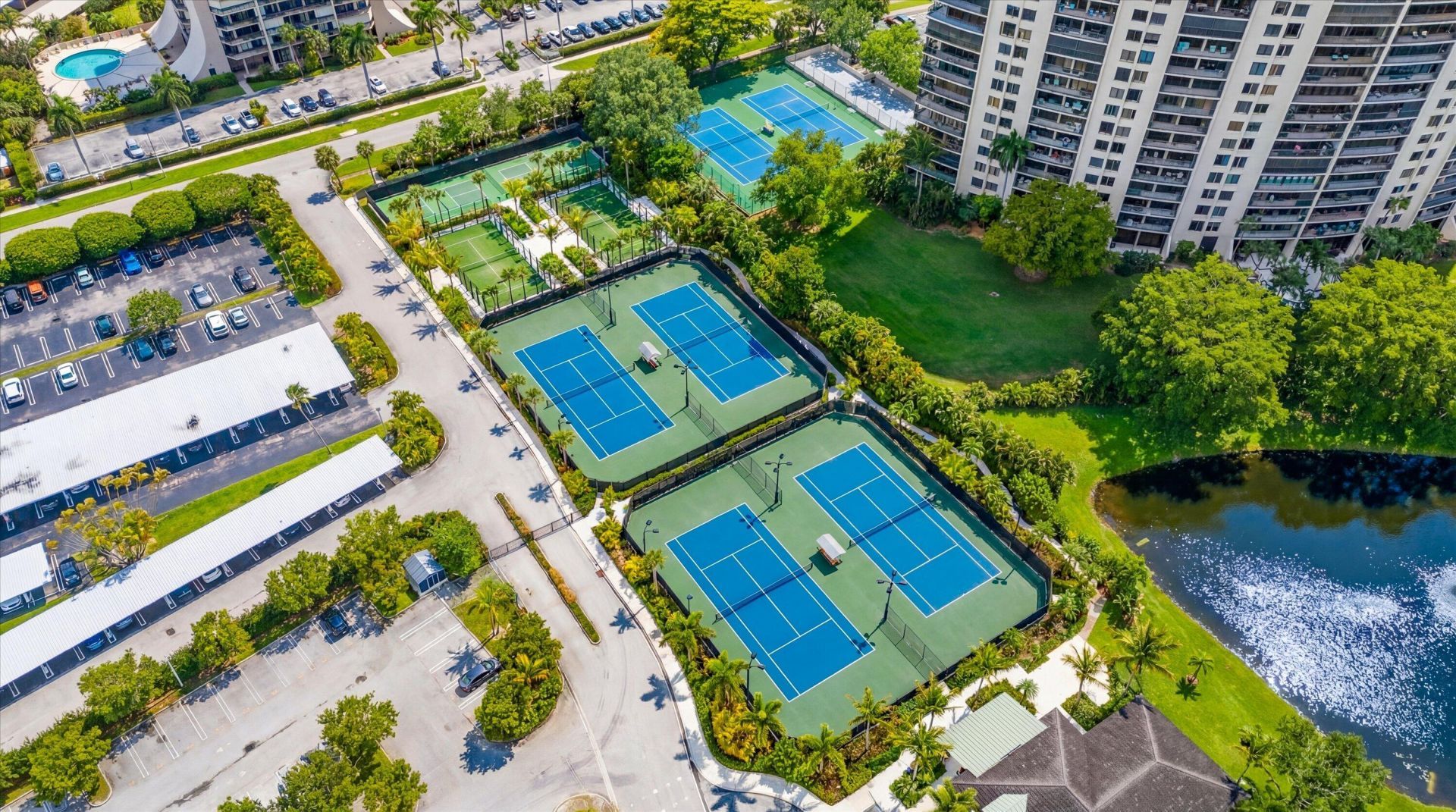 2480 Presidential Way, Unit 704, West Palm Beach, FL 33401 Photo