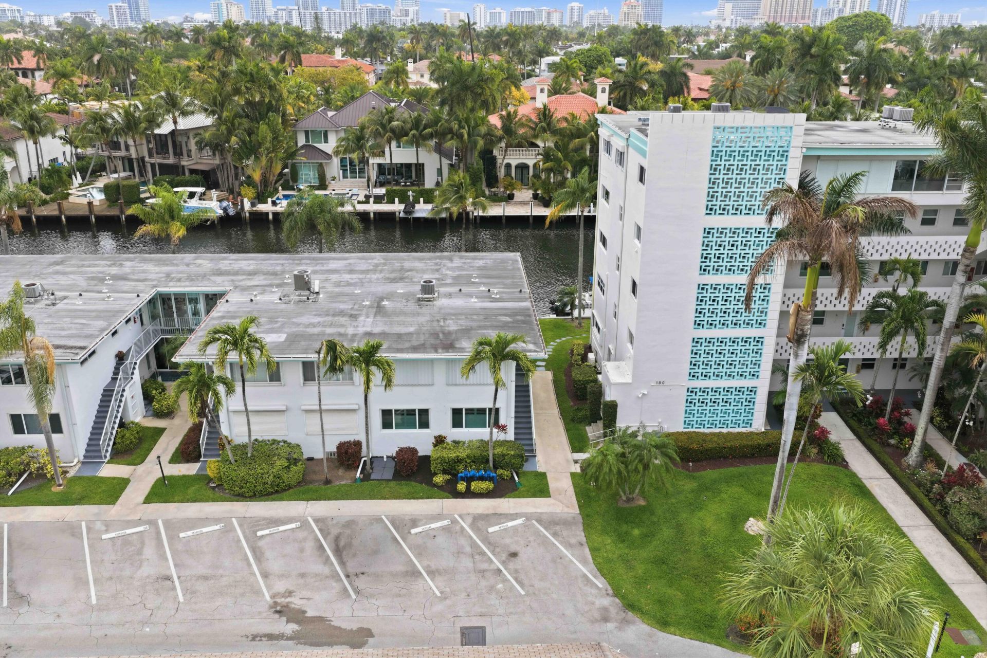 180 Isle Of Venice Drive, Unit 130, Fort Lauderdale, FL 33301 Photo