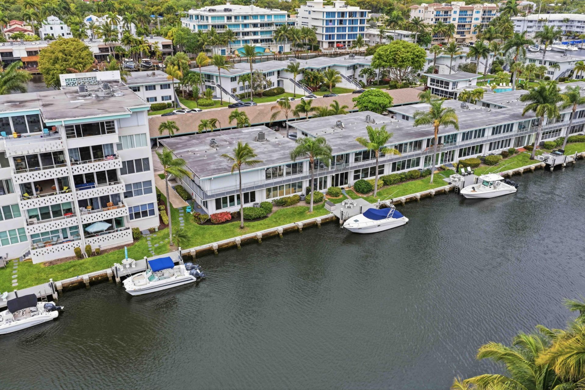 180 Isle Of Venice Drive, Unit 130, Fort Lauderdale, FL 33301 Photo