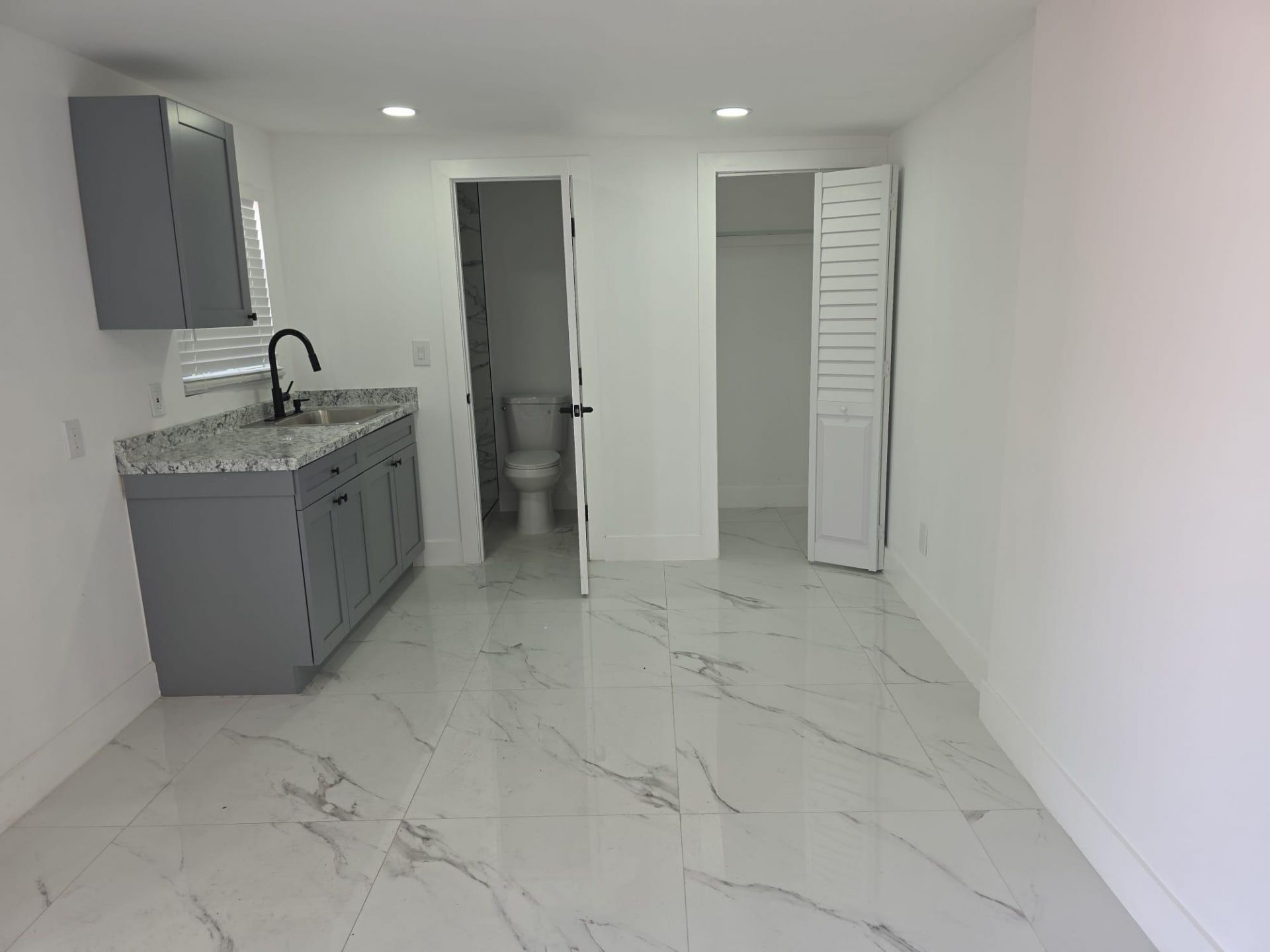 554 NW 102nd Street, Miami, FL 33150 Photo