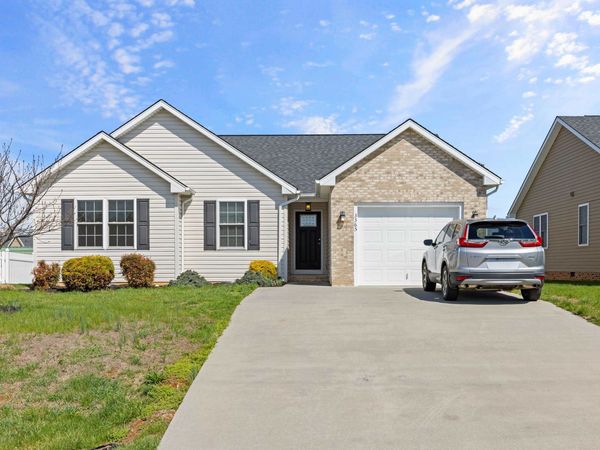 3365 LEGION WAY, BROADWAY, VA 22815