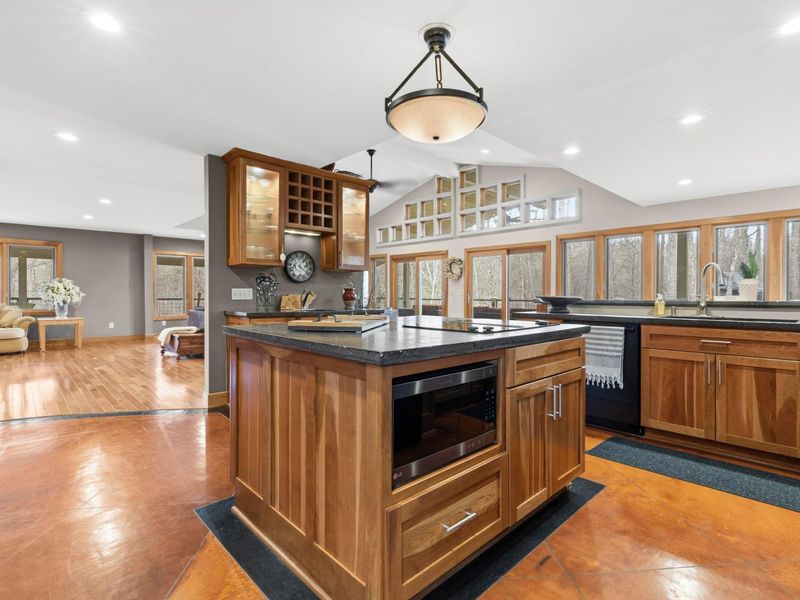 7860 Schott Road , Westerville, OH 43081 Photo 15