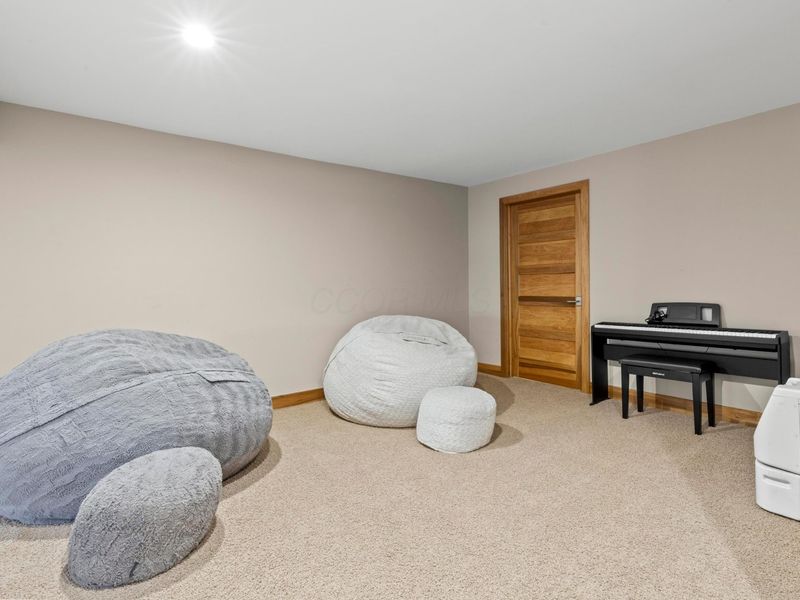 7860 Schott Road , Westerville, OH 43081 Photo 53