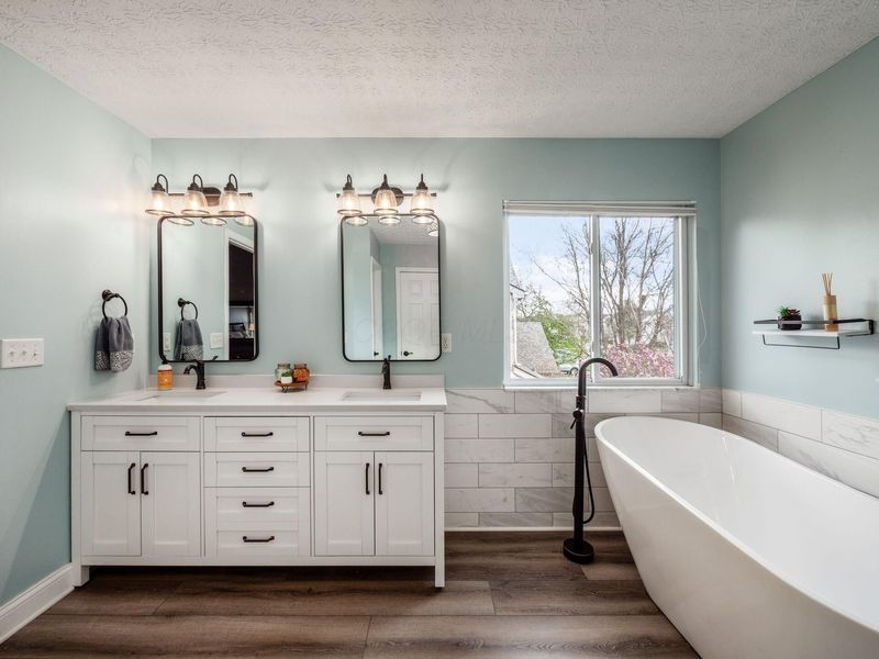 1328 Royal Oak Drive, Lewis Center, OH 43035 Photo 20