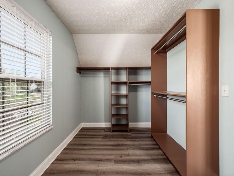 1328 Royal Oak Drive, Lewis Center, OH 43035 Photo 23