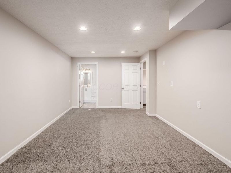 1328 Royal Oak Drive, Lewis Center, OH 43035 Photo 31