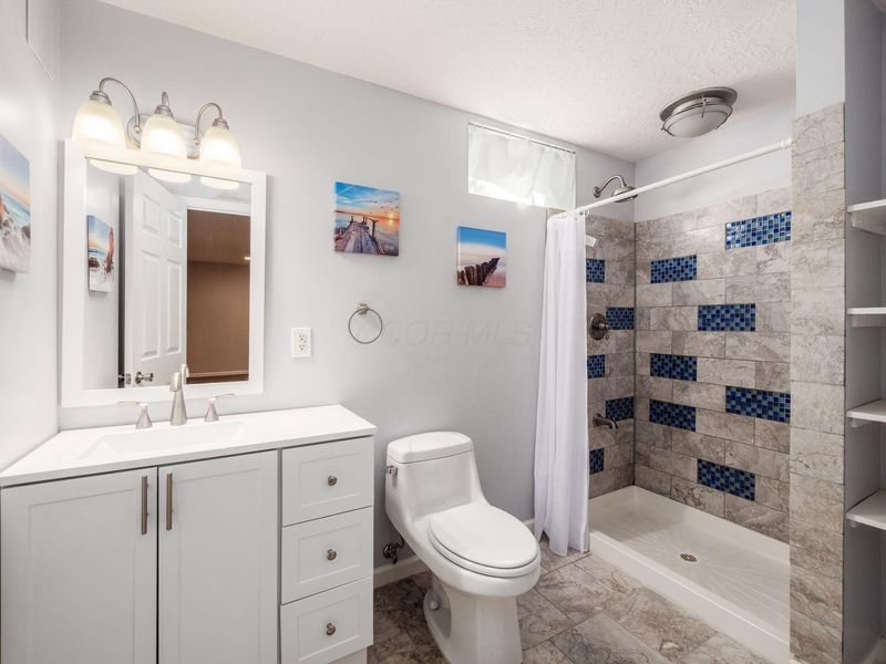 1328 Royal Oak Drive, Lewis Center, OH 43035 Photo 33