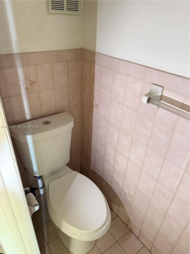 4191 W 18 Ave , Unit 4191, Hialeah, FL 33012 Photo