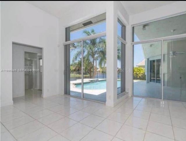 3066 Lakewood Cir , Weston, FL 33332 Photo