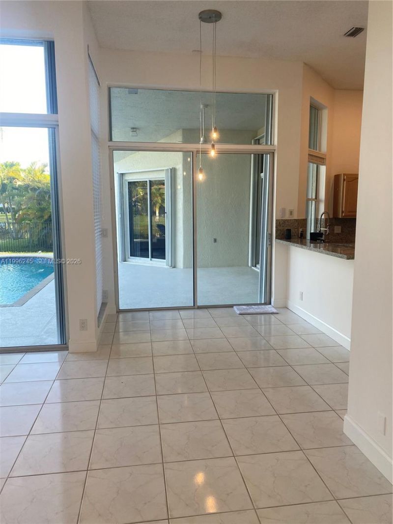 3066 Lakewood Cir, Weston, FL 33332 Photo