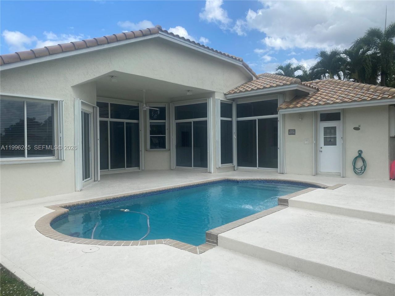 3066 Lakewood Cir, Weston, FL 33332 Photo