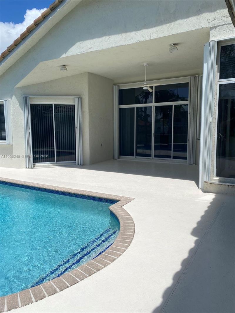 3066 Lakewood Cir, Weston, FL 33332 Photo
