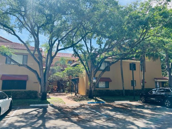 15485 N Miami Lakeway N, Unit 208-2, Miami Lakes, FL 33014