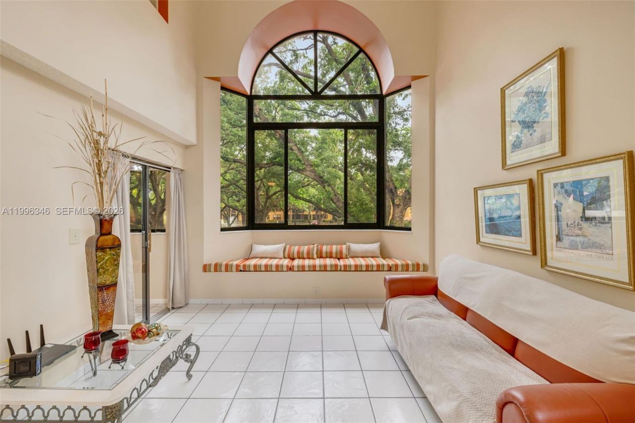 15485 N Miami Lakeway N, Unit 208-2, Miami Lakes, FL 33014 Photo