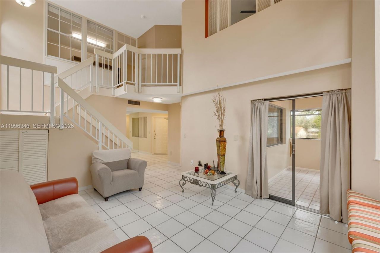 15485 N Miami Lakeway N, Unit 208-2, Miami Lakes, FL 33014 Photo