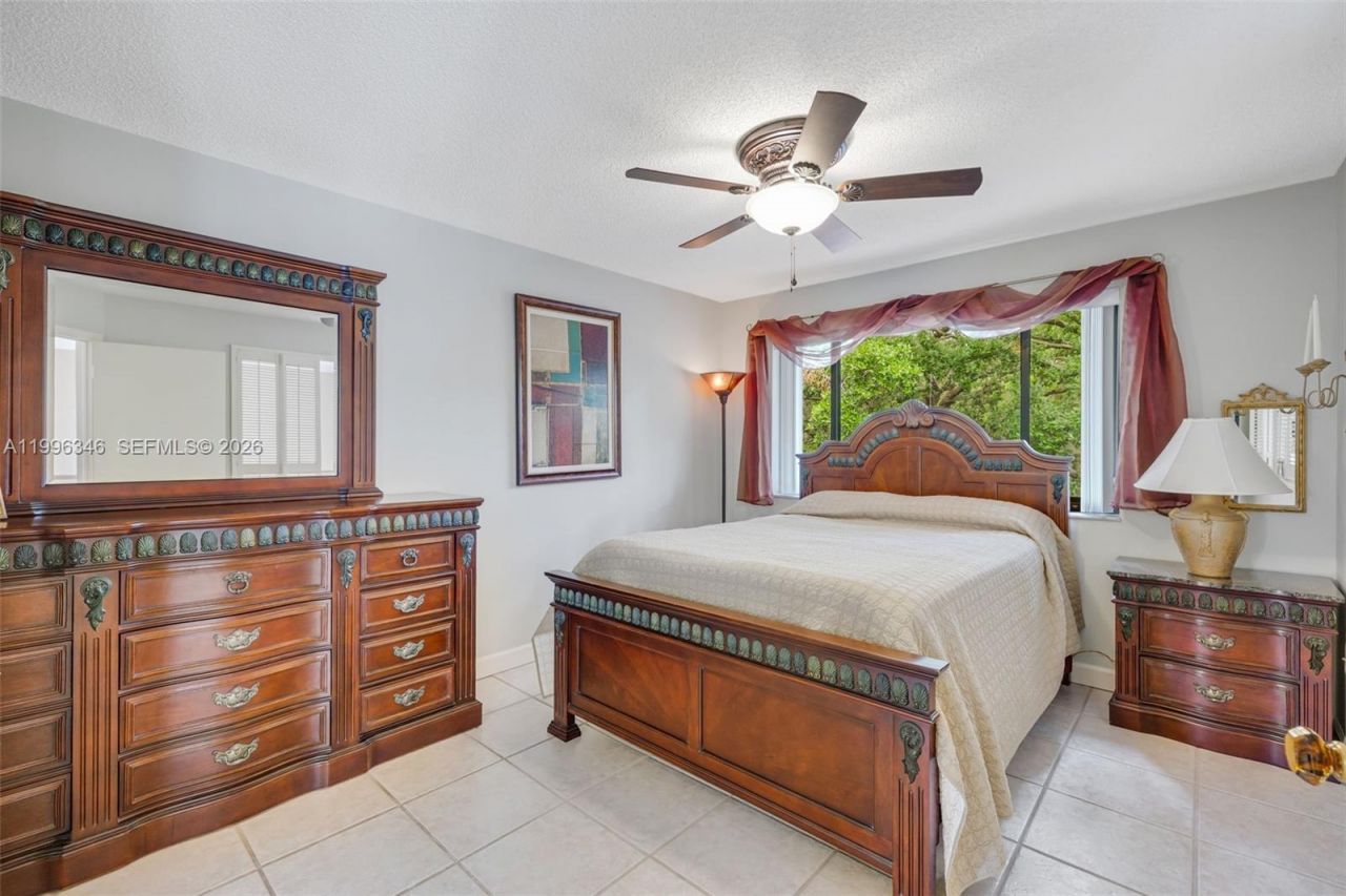 15485 N Miami Lakeway N, Unit 208-2, Miami Lakes, FL 33014 Photo