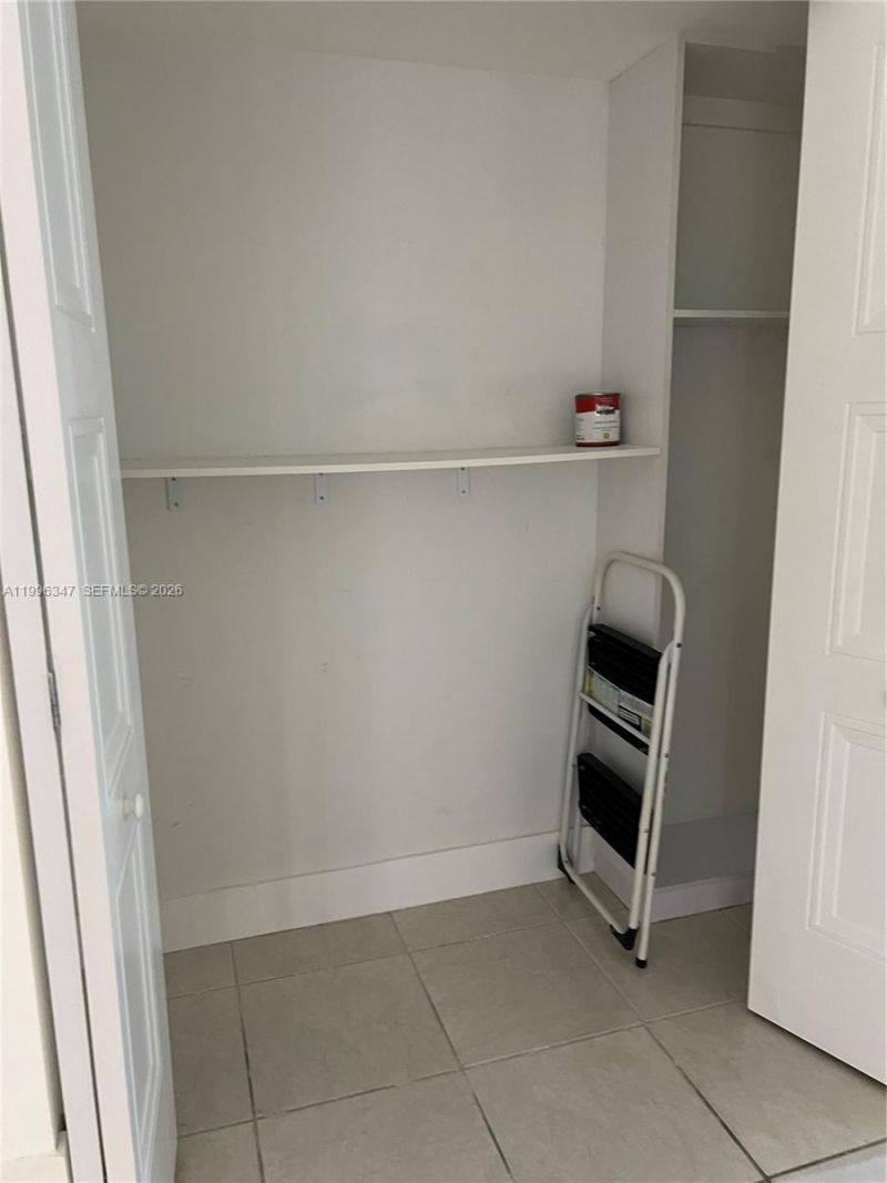 7160 Fairway Dr, Unit J16, Miami Lakes, FL 33014 Photo