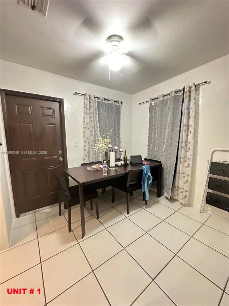 809 NE 2nd St Unit 1-2 , Hallandale Beach, FL 33009 Photo