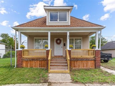 4472 French Road, Detroit, MI 48214