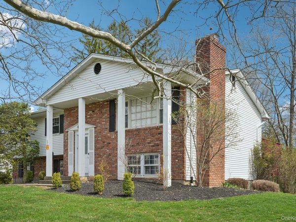 32 Wayne Lane, Tappan, NY 10983