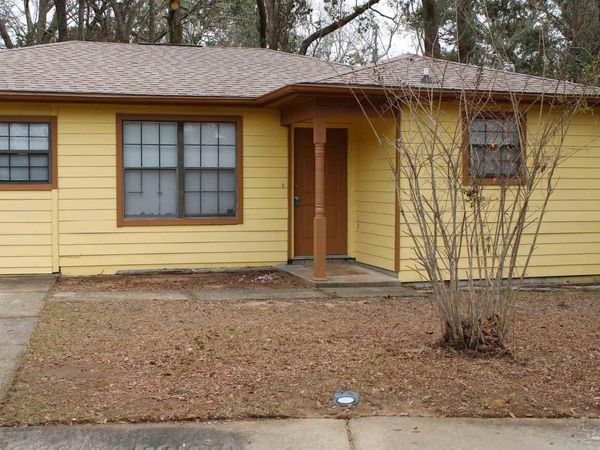 804 Brook Meadow Ln, Pensacola, FL 32514