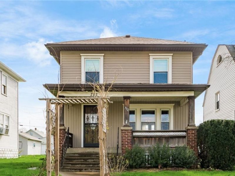 752 Larzelere Avenue , Zanesville, OH 43701 Photo 4