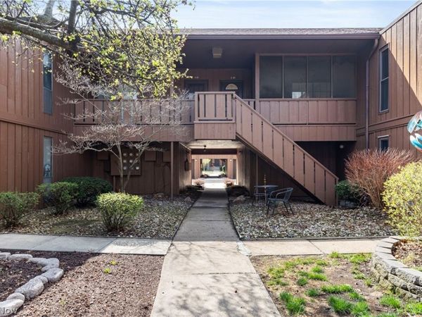 33803 Electric Boulevard , Unit g20, Avon Lake, OH 44012