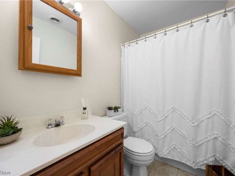 33803 Electric Boulevard, Unit G20, Avon Lake, OH 44012 Photo 12