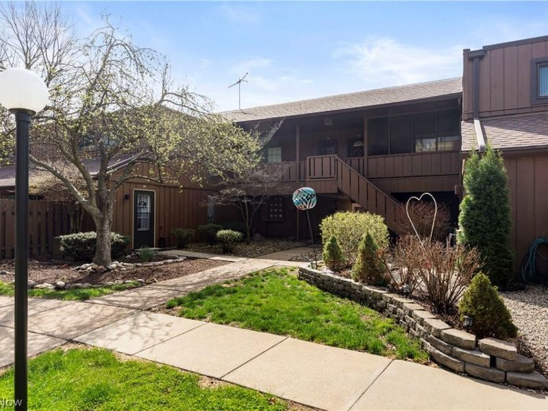 33803 Electric Boulevard, Unit G20, Avon Lake, OH 44012 Photo 2