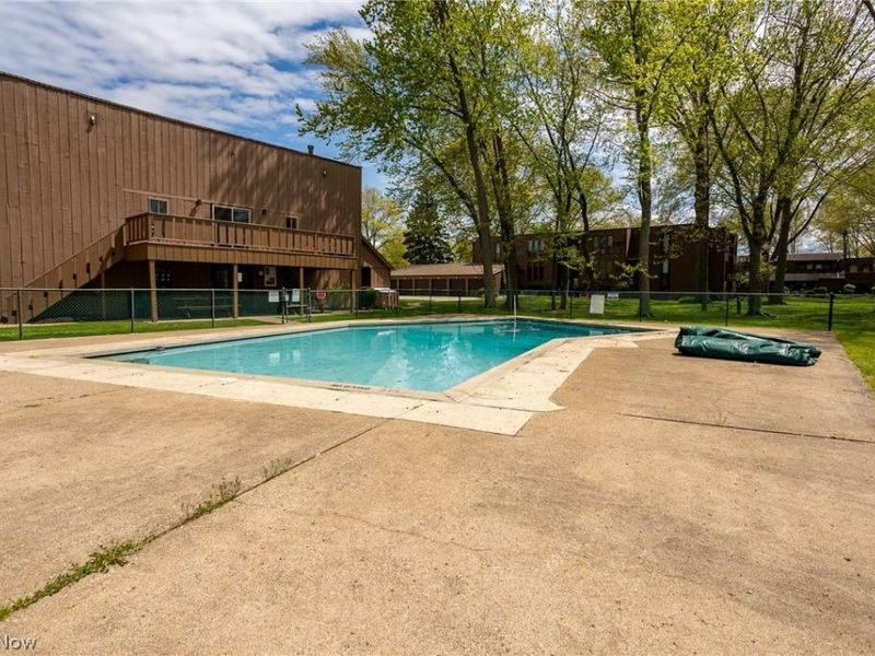 33803 Electric Boulevard, Unit G20, Avon Lake, OH 44012 Photo 23