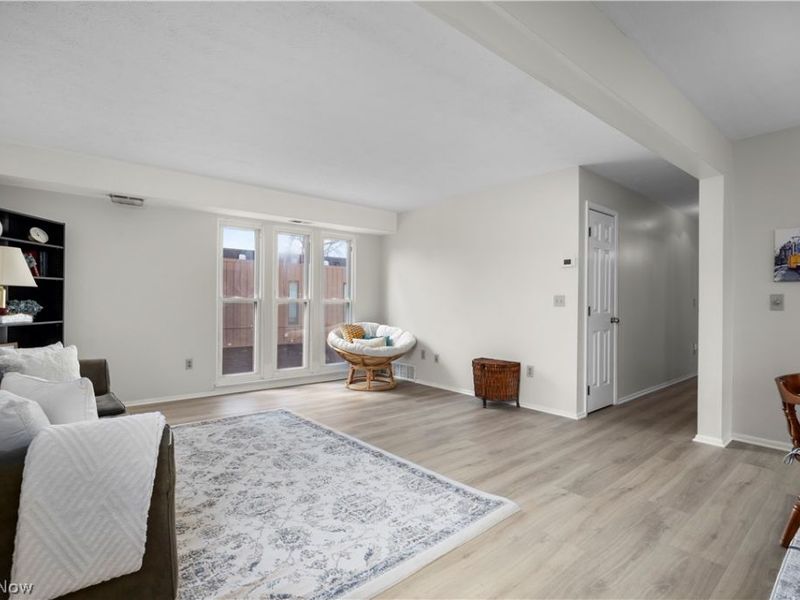 33803 Electric Boulevard, Unit G20, Avon Lake, OH 44012 Photo 5